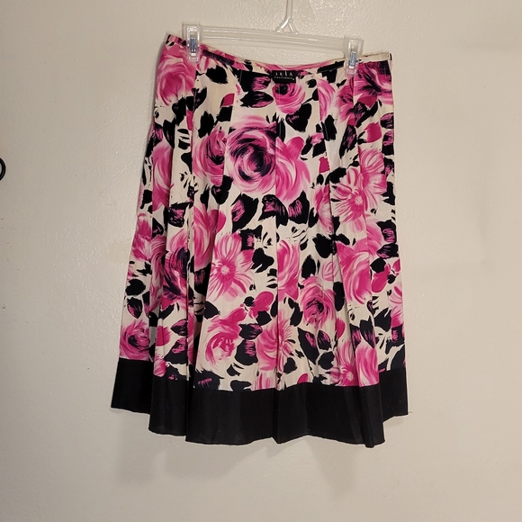 ✨️4/$35✨️SALE JKLA CALIFORNIA pleated floral skirt. S - Picture 4 of 7